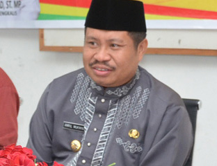 Bupati Amril dan Isteri Buka Jambore PKK